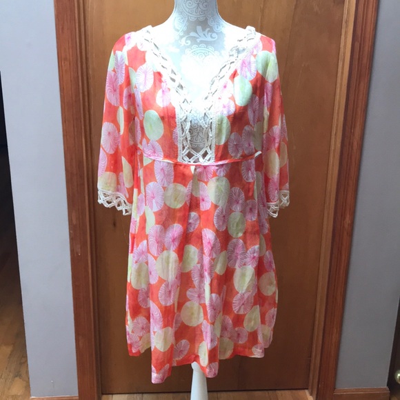 Diane Von Furstenberg Other - NWT! Diane Von Furstenberg crochet accent coverup. Sz M
